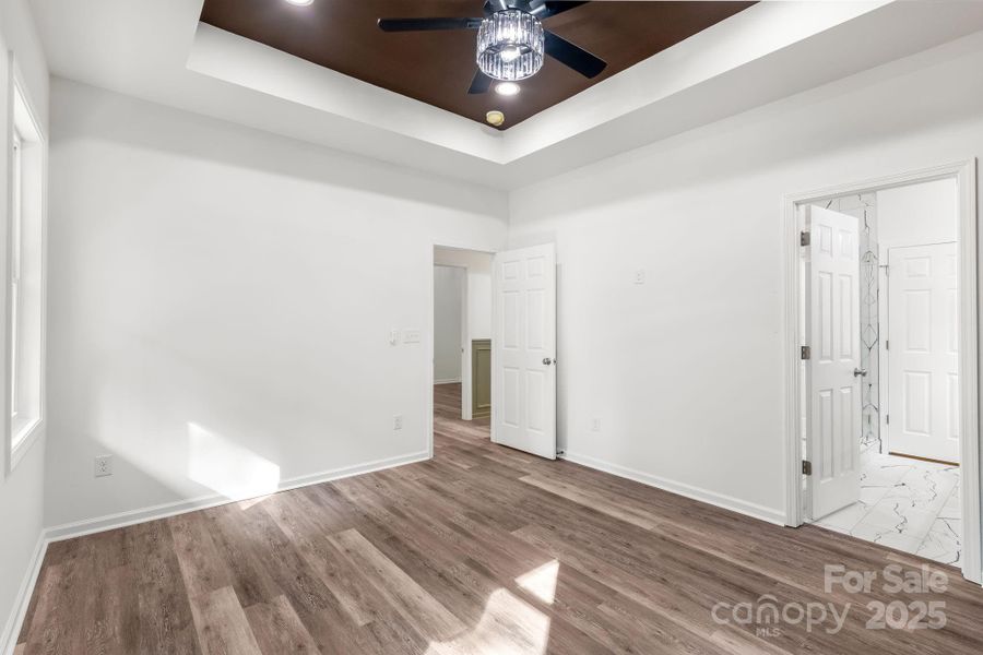 Spacious, unfurnished interior of a new home in , Shelby (Image 21).