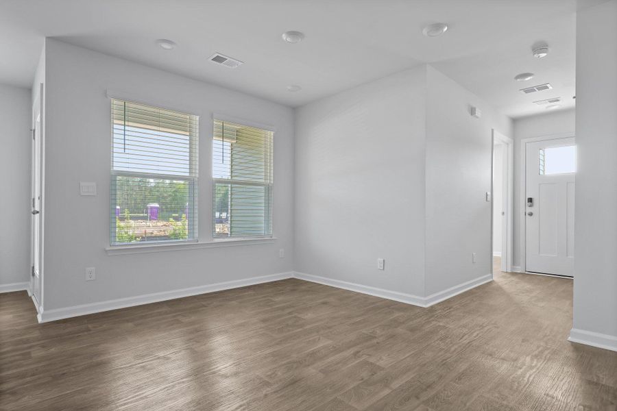 Spacious, unfurnished interior of a new home in The Timbers, Harleyville (Image 14).
