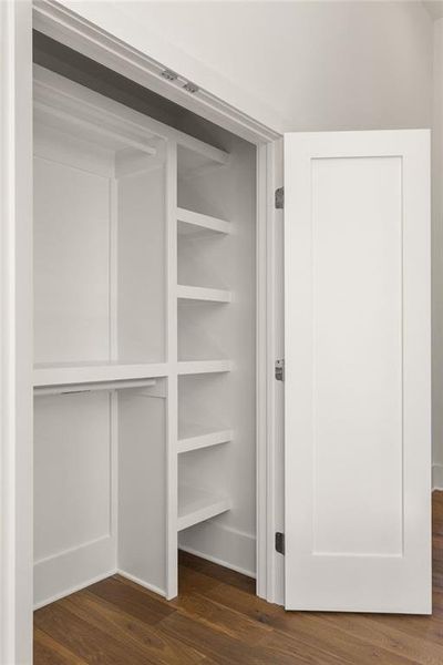 Image 21 of a home in .