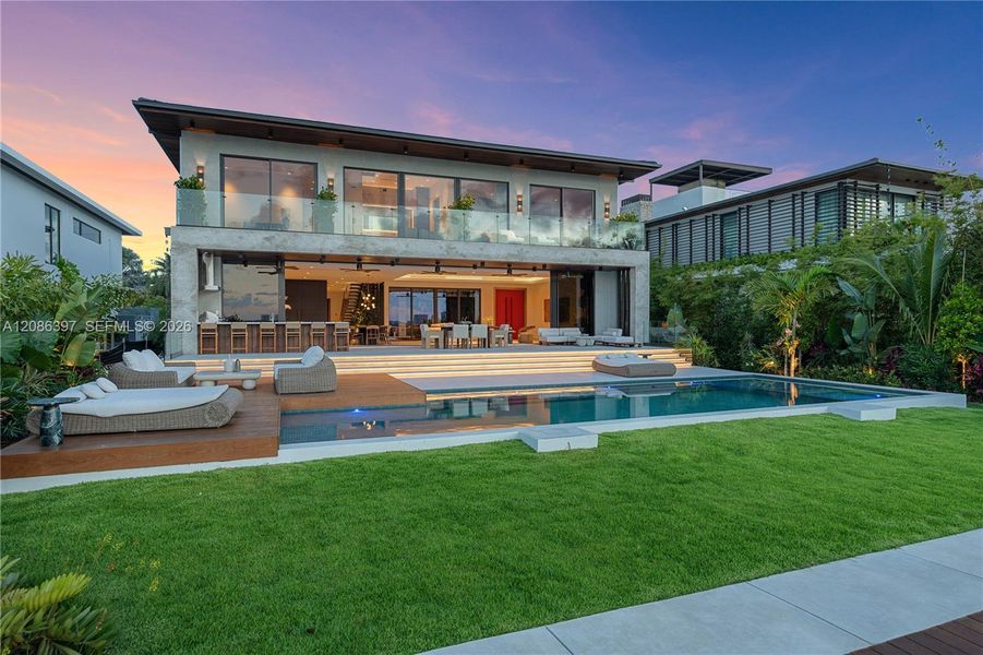 Exterior details and patio area of a home in , Miami Beach (Image 24).