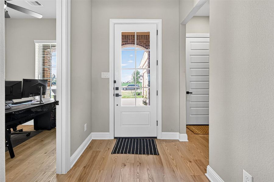 Furnished interior view inside a new home in Sierra Vista, Iowa Colony (Image 4). Furnished interior view inside a new home in Sierra Vista, Iowa Colony (Image 4).