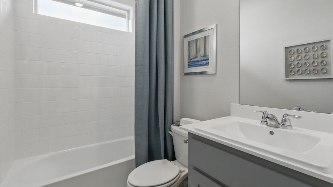 Furnished interior view inside a new home in Vista Park, Decatur (Image 32).