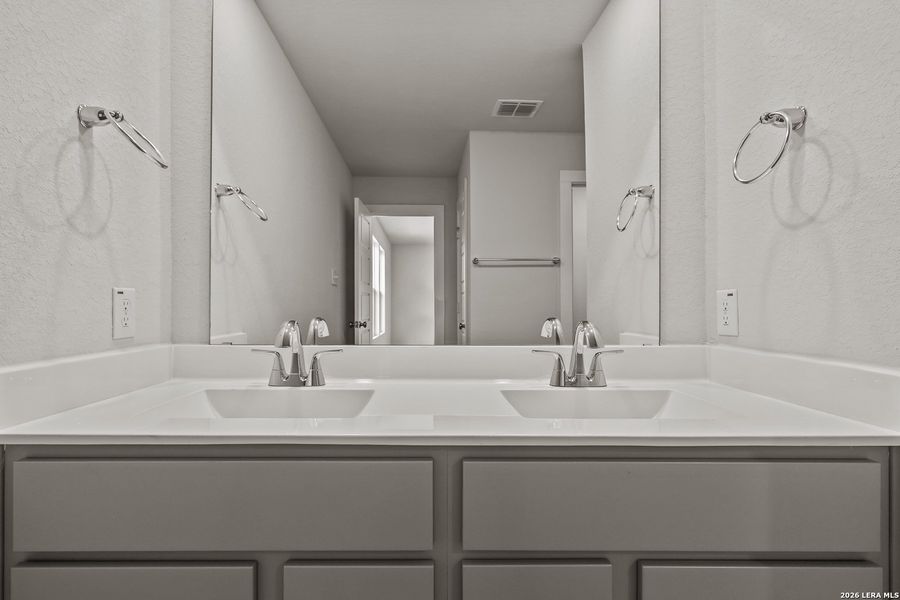 Close-up of interior finishes inside a home in Park Place, New Braunfels (Image 13).