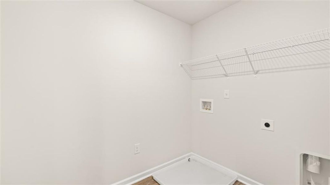 Spacious, unfurnished interior of a new home in Preserve at Dove Creek, Winder (Image 34).