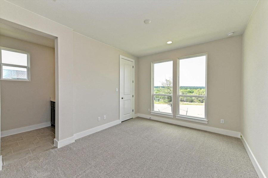 Spacious, unfurnished interior of a new home in Riverstone, Georgetown (Image 17). Spacious, unfurnished interior of a new home in Riverstone, Georgetown (Image 17).
