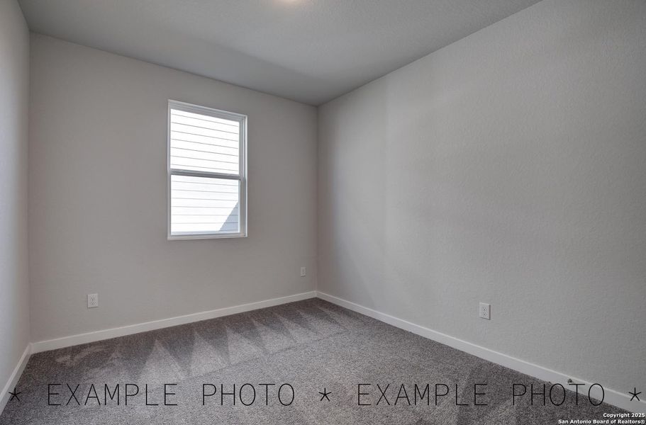 Spacious, unfurnished interior of a new home in Spring Creek, San Antonio (Image 14).