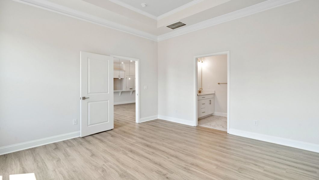 Spacious, unfurnished interior of a new home in Sunset Summits, Spartanburg (Image 26). Spacious, unfurnished interior of a new home in Sunset Summits, Spartanburg (Image 26).