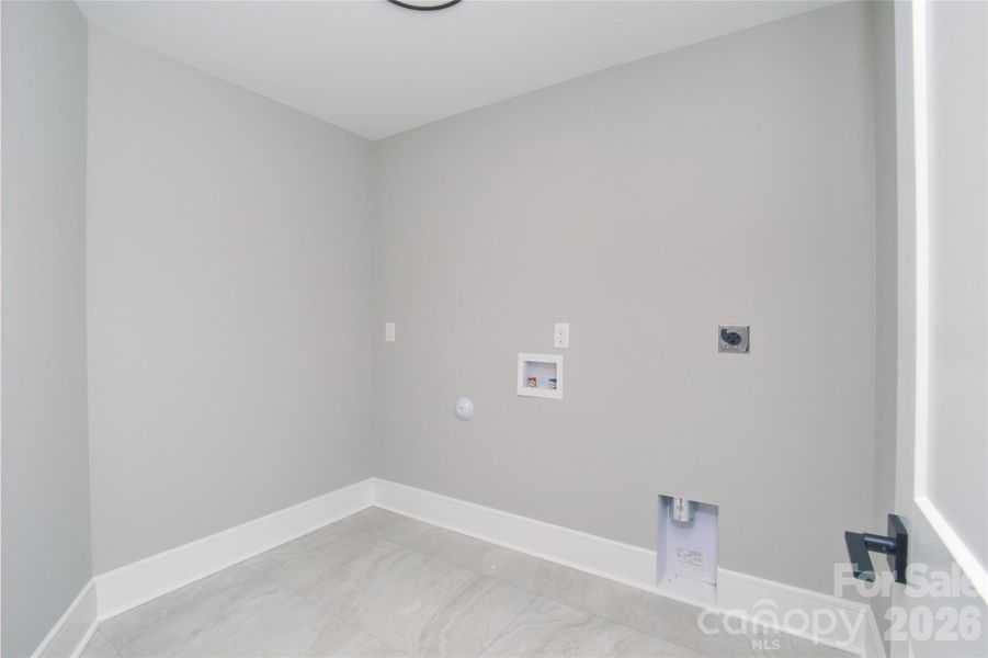 Spacious, unfurnished interior of a new home in , Charlotte (Image 26).