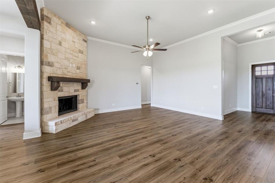 Spacious, unfurnished interior of a new home in Fannin Ranch, Leonard (Image 14).