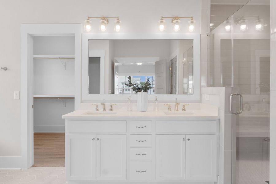 Representative furnished interior of a home built from the Scout by Bill Clark Homes in Sidbury Landing, Wilmington (Image 84).