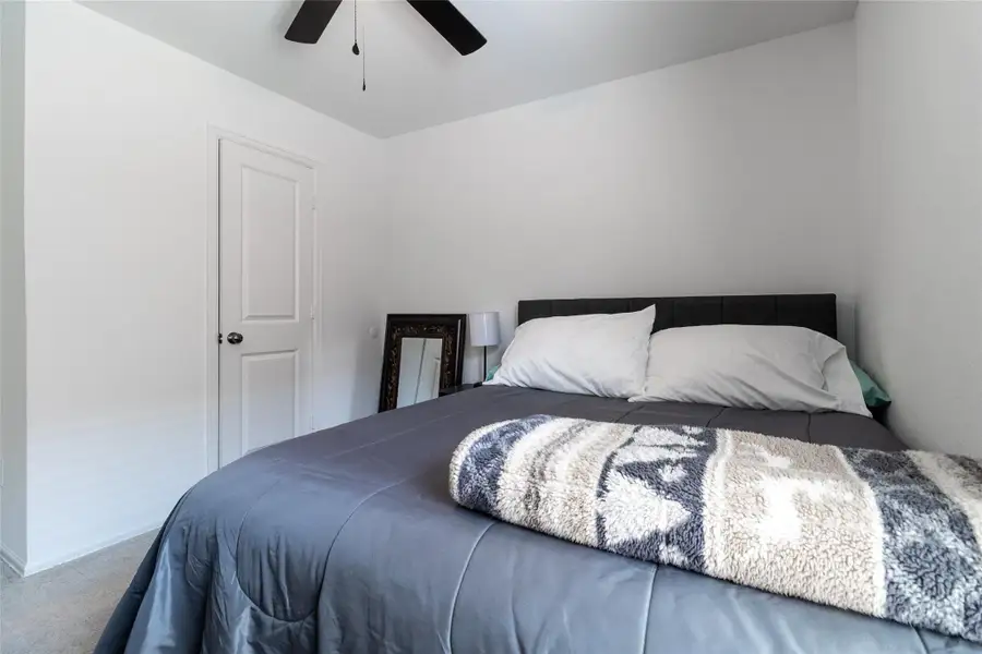 Furnished interior view inside a new home in Burnet Fields at Baytown Crossings, Baytown (Image 10). Furnished interior view inside a new home in Burnet Fields at Baytown Crossings, Baytown (Image 10).