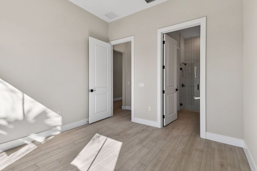 Spacious, unfurnished interior of a new home in Greyhawk Landing, Lake Worth (Image 36).