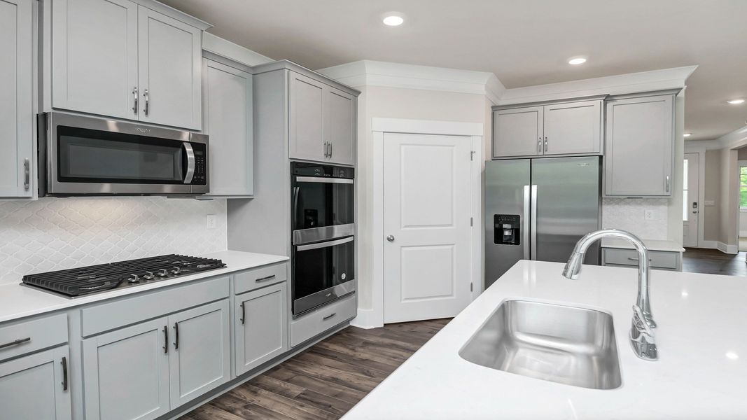 Furnished interior view inside a new home in Cross Creek, Lexington (Image 5).