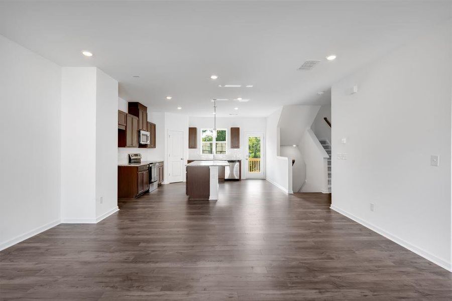 Image 11 of a home in Somerset at Veterans Memorial.