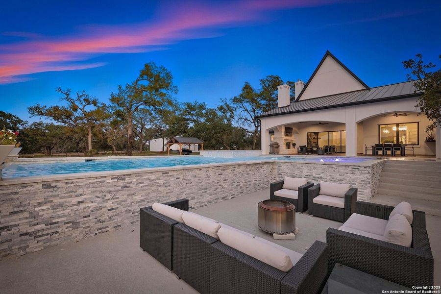 Community amenities in , Fredericksburg (Image 32). Community amenities in , Fredericksburg (Image 32).