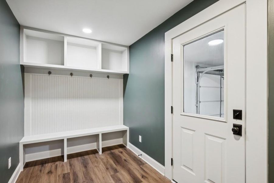 Spacious, unfurnished interior of a new home in , Atlanta (Image 23).