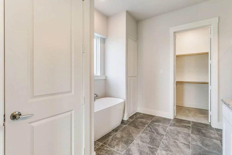 Representative furnished interior of a home built from the The Rhett by Elmwood Custom Homes in Matthews Farm, Venus (Image 14). Representative furnished interior of a home built from the The Rhett by Elmwood Custom Homes in Matthews Farm, Venus (Image 14).