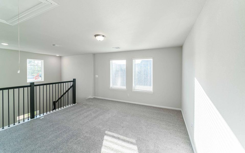 Spacious, unfurnished interior of a new home in Caney Mills, Conroe (Image 13). Spacious, unfurnished interior of a new home in Caney Mills, Conroe (Image 13).