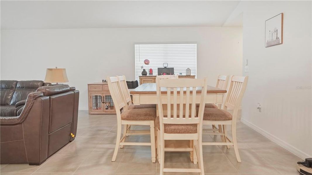 Furnished interior view inside a new home in , Auburndale (Image 15).
