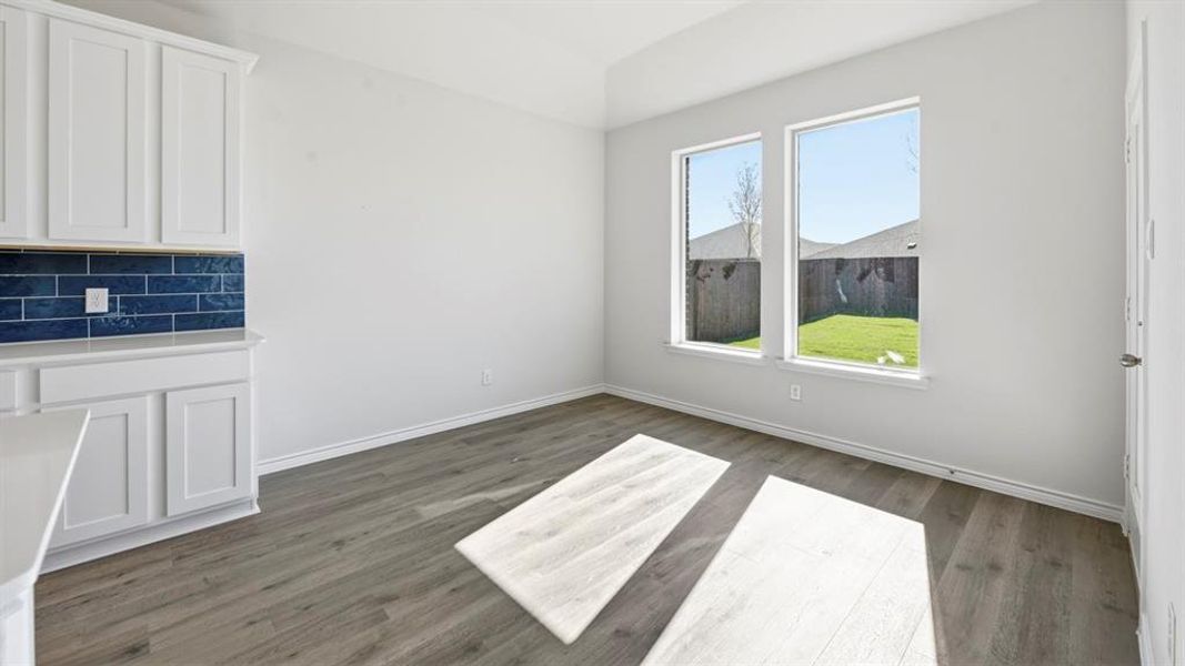 Spacious, unfurnished interior of a new home in The Woods at Lindsey Place, Anna (Image 17).