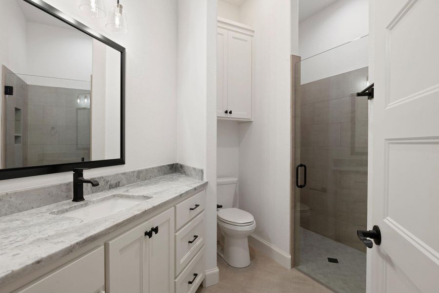 Furnished interior view inside a new home in , Bryan (Image 36).