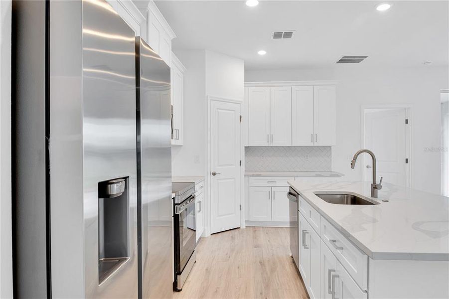 Furnished interior view inside a new home in , Ocala (Image 10).