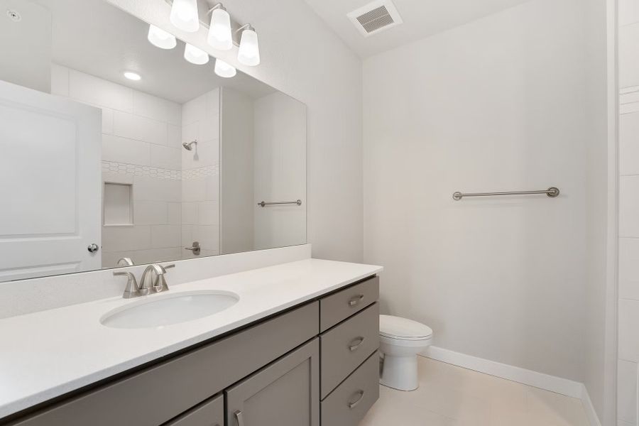 Furnished interior view inside a new home in The Lakes at Centerra - Discovery, Loveland (Image 5). Furnished interior view inside a new home in The Lakes at Centerra - Discovery, Loveland (Image 5).