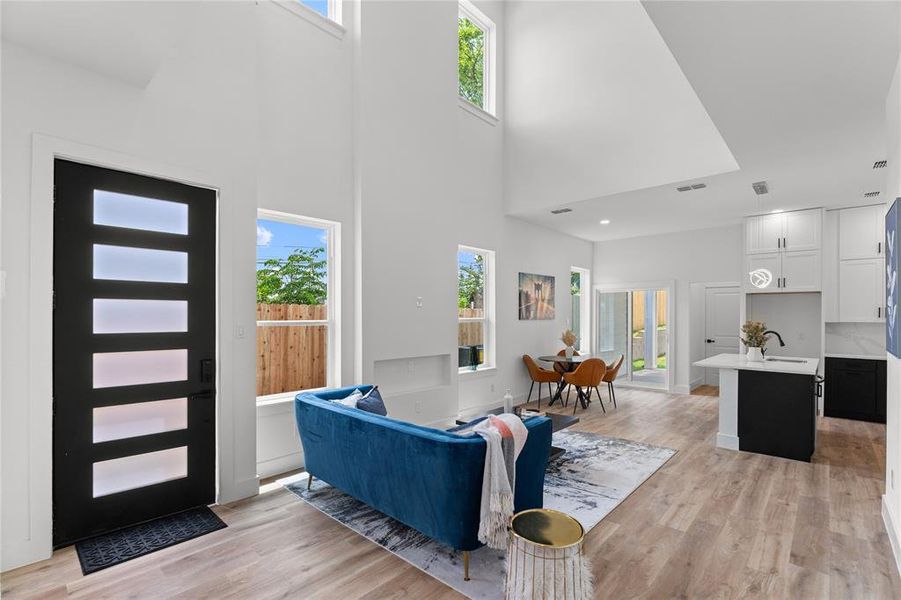 Furnished interior view inside a new home in , Dallas (Image 5).
