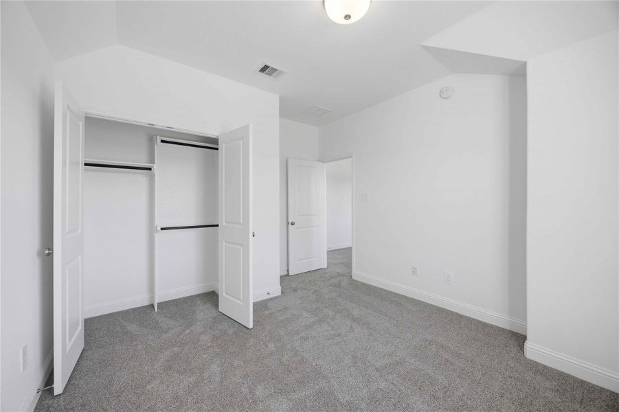 Spacious, unfurnished interior of a new home in Sienna, Missouri City (Image 28). Spacious, unfurnished interior of a new home in Sienna, Missouri City (Image 28).