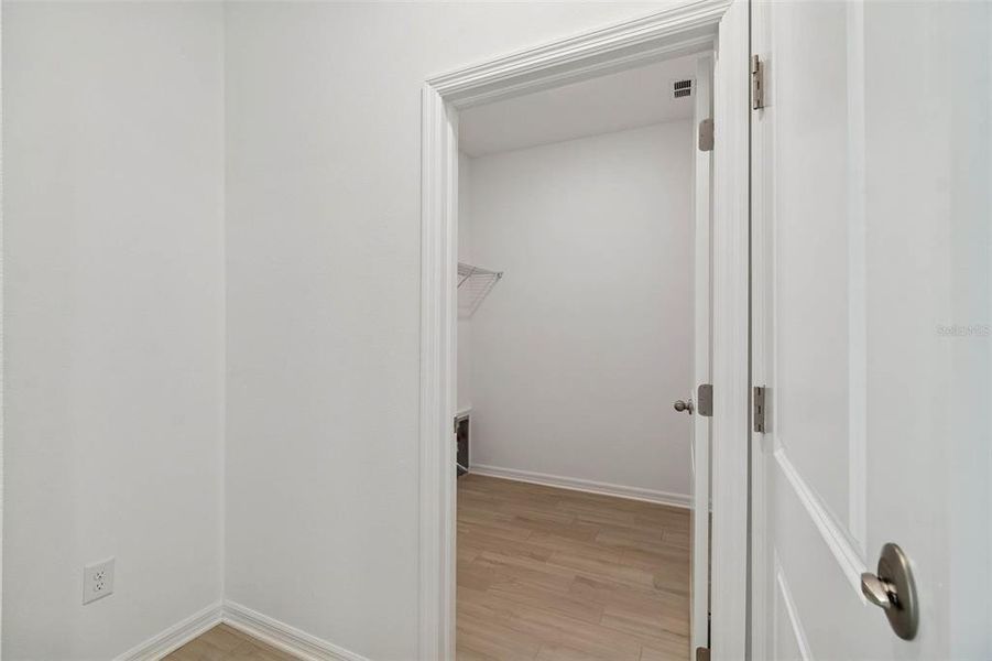 Spacious, unfurnished interior of a new home in Cascades at Southern Hills, Brooksville (Image 49).