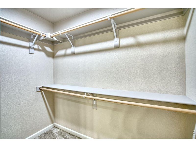 Spacious, unfurnished interior of a new home in , Longmont (Image 25).