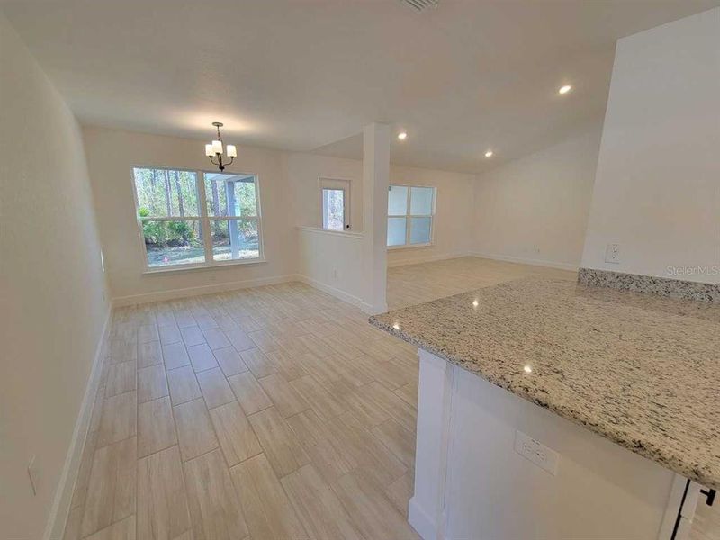Spacious, unfurnished interior of a new home in , Ocala (Image 21).