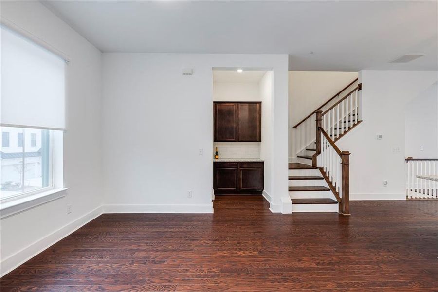 Spacious, unfurnished interior of a new home in Ashbury, Roswell (Image 41).