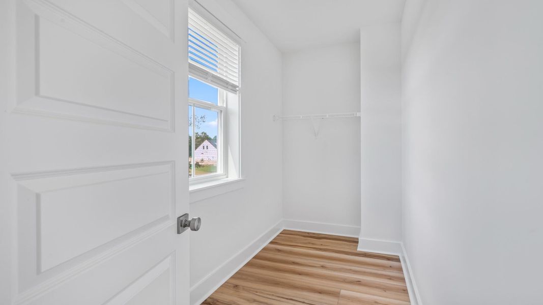 Spacious, unfurnished interior of a new home in Pamlico Terrace, Awendaw (Image 36).