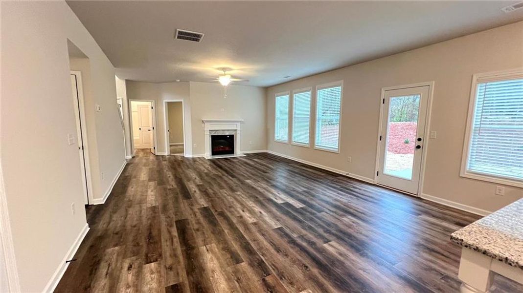 Spacious, unfurnished interior of a new home in , Braselton (Image 37).