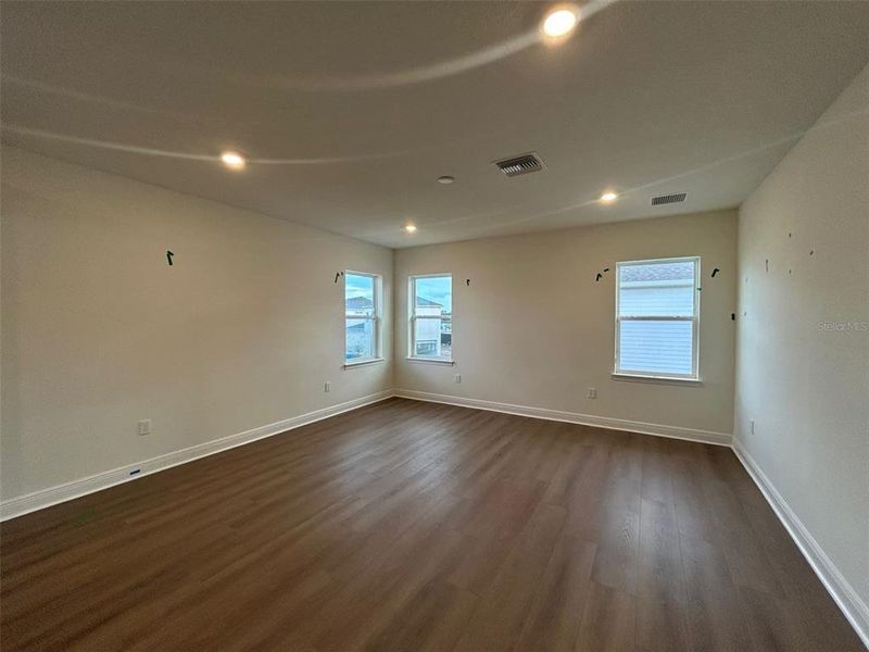 Spacious, unfurnished interior of a new home in Laureate Park, Orlando (Image 23). Spacious, unfurnished interior of a new home in Laureate Park, Orlando (Image 23).