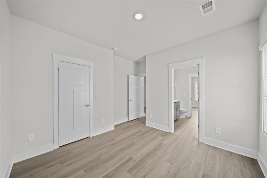 Spacious, unfurnished interior of a new home in Cedar Shoals - Signature Collection, Piedmont (Image 17).