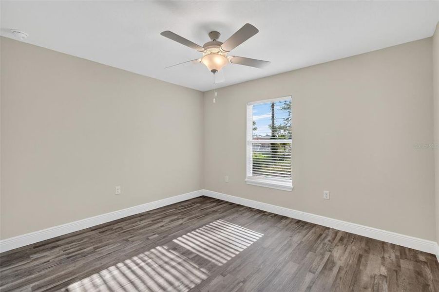 Spacious, unfurnished interior of a new home in , Ocala (Image 19).