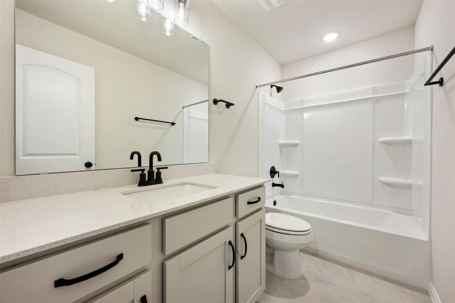 Furnished interior view inside a new home in Rolling Glen, Hutto (Image 7).