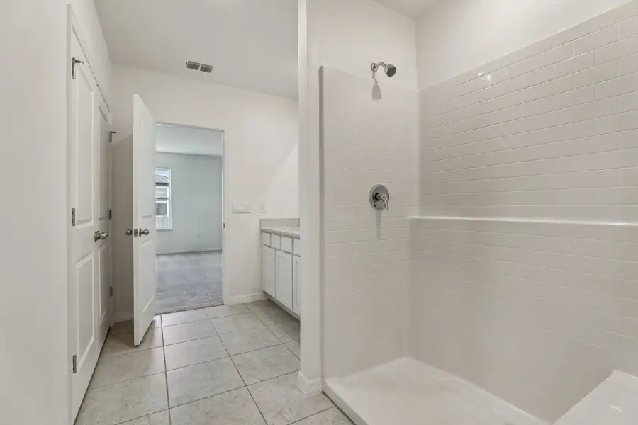 Image 35 representing the Vista by Maronda Homes in Malabar Springs, Palm Bay, FL.