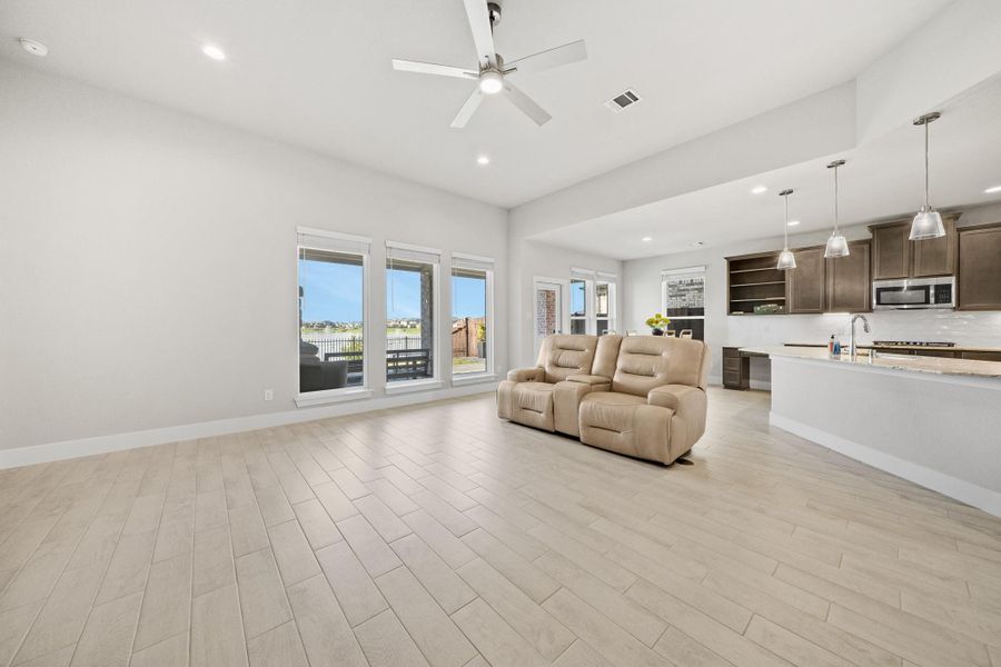 Image 43 of a home in Morton Creek Ranch.