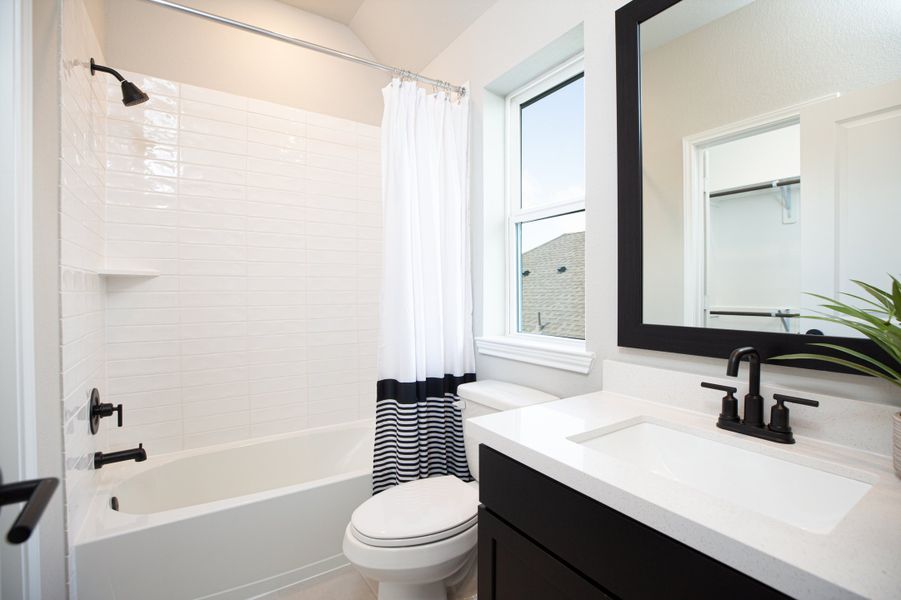 Representative furnished interior of a home built from the Alder by Beazer Homes in Bridgeland: Premier Collection, Cypress (Image 15).