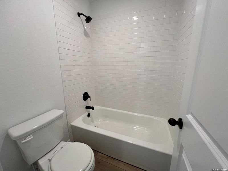 Furnished interior view inside a new home in Nopal Valley, San Antonio (Image 9).