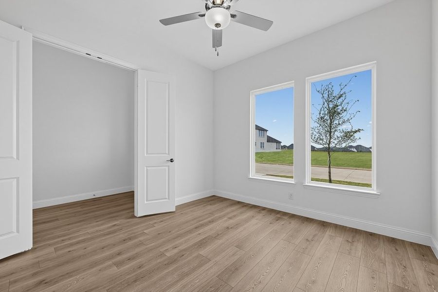 Spacious, unfurnished interior of a new home in South Oak, Lakewood Village (Image 28).