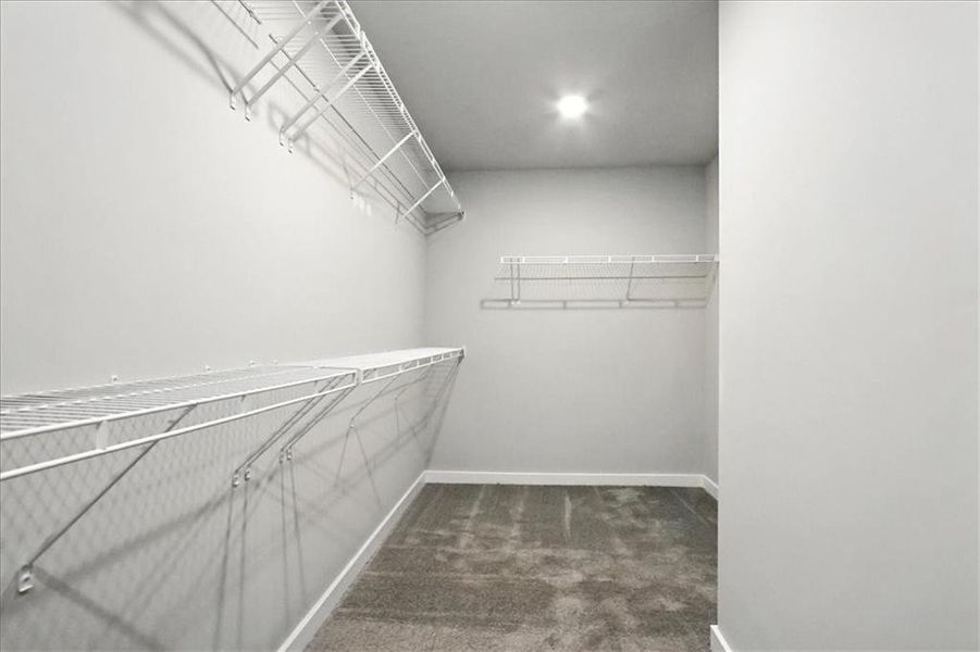 Spacious, unfurnished interior of a new home in , Jefferson (Image 17).
