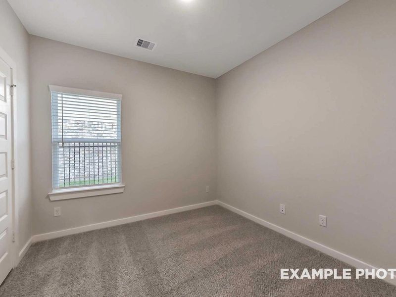 Spacious, unfurnished interior of a new home in Sunterra, Katy (Image 16).