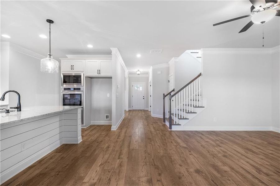 Spacious, unfurnished interior of a new home in Calgary Downs, Winder (Image 33).