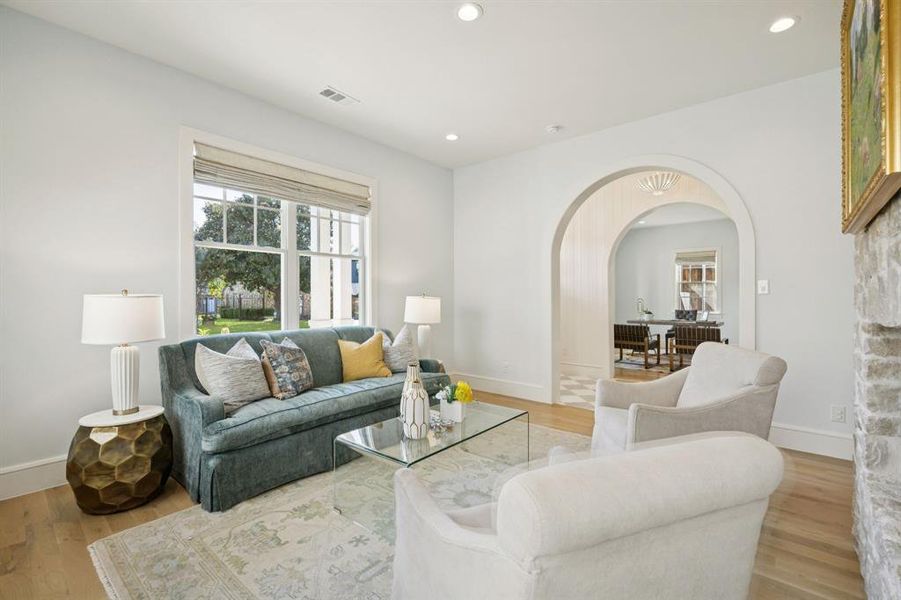 Furnished interior view inside a new home in , Dallas (Image 9).