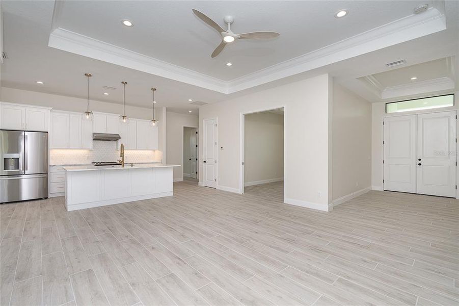 Catalina built at 211 Tournament Rd