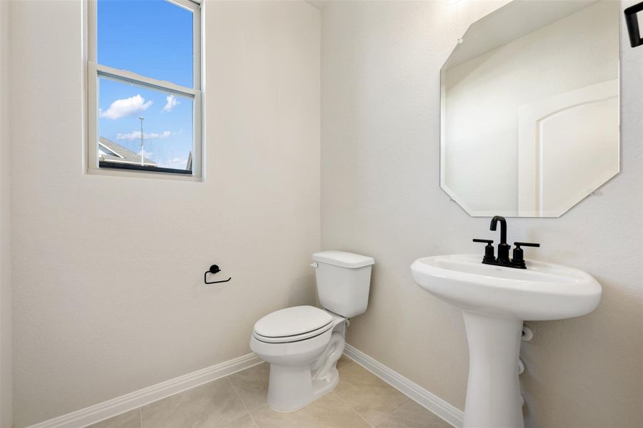 Furnished interior view inside a new home in Patterson Ranch, Georgetown (Image 7).